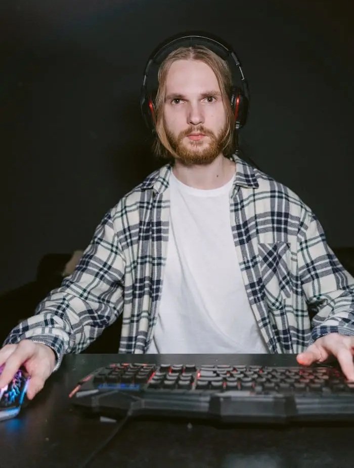 bearded gamer cropped