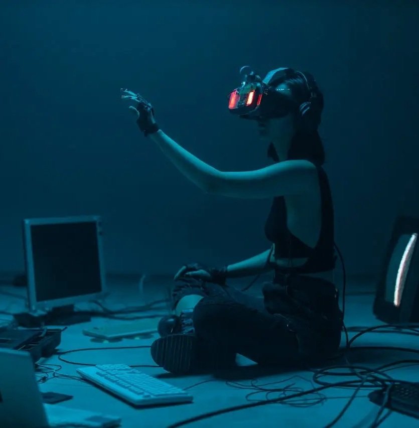 immersion in virtual reality cropped